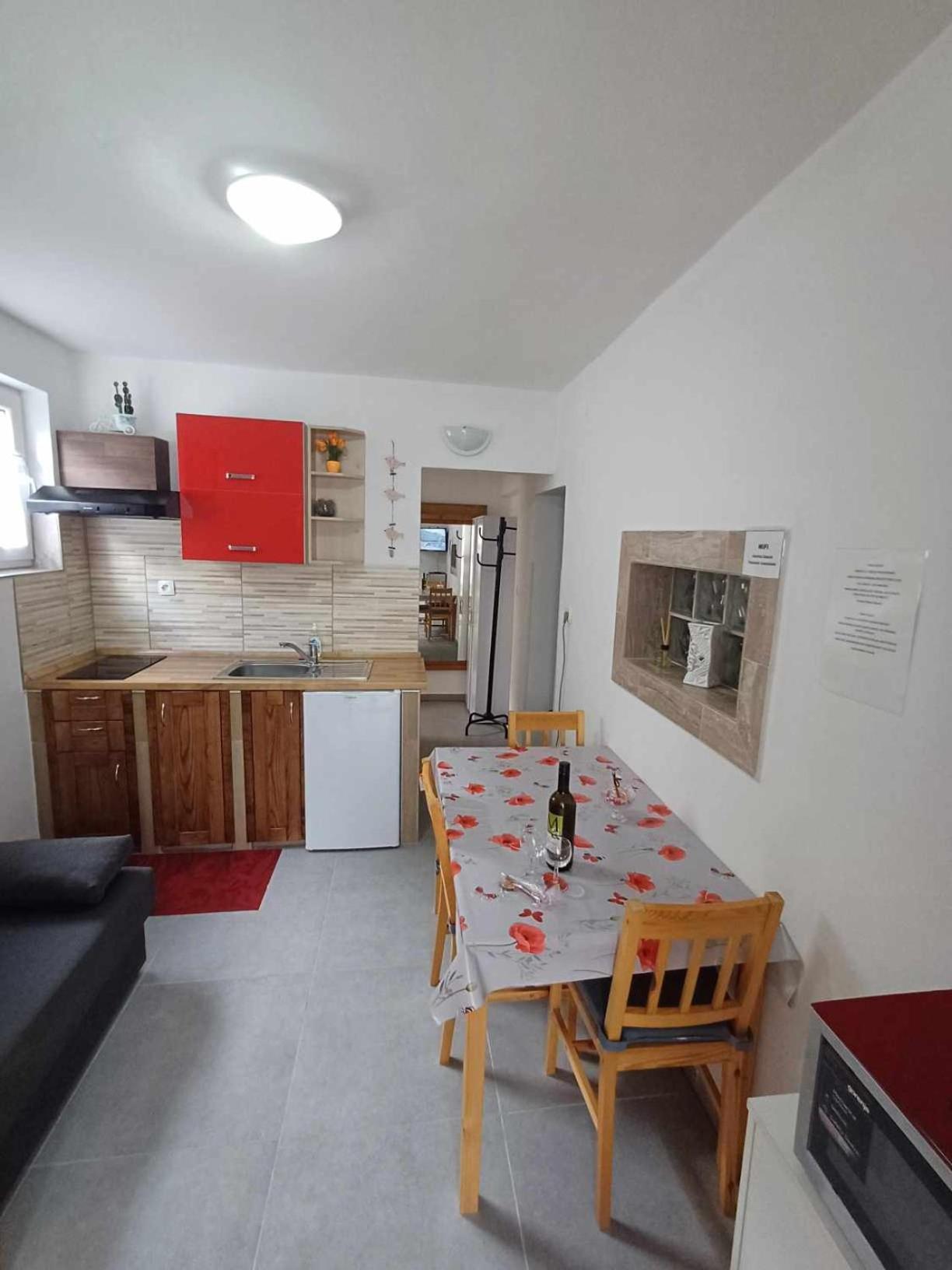 Apartmaji Slatenik Bovec Eksteriør bilde