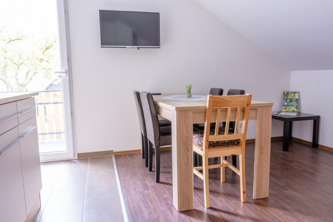 Apartmaji Slatenik Bovec Eksteriør bilde
